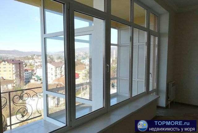 Продаю 3-х комнатную квартиру площ. 112 кв. м на 2 этаже 3-этажного мон.го дома. Территория дома закрыта. Земельный...