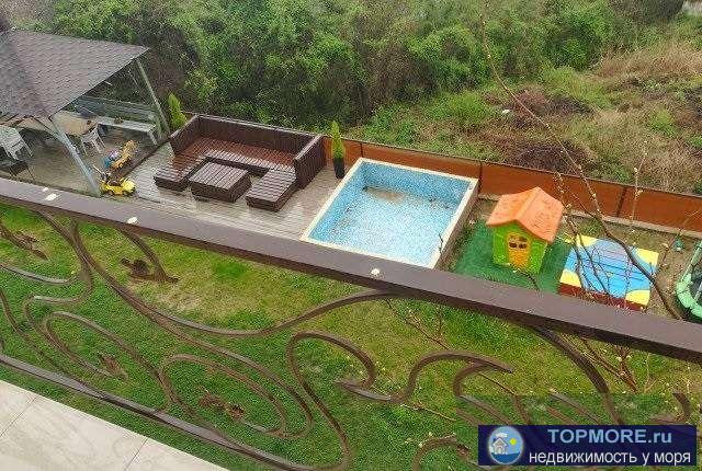 Продаю 3-х комнатную квартиру площ. 112 кв. м на 2 этаже 3-этажного мон.го дома. Территория дома закрыта. Земельный... - 1