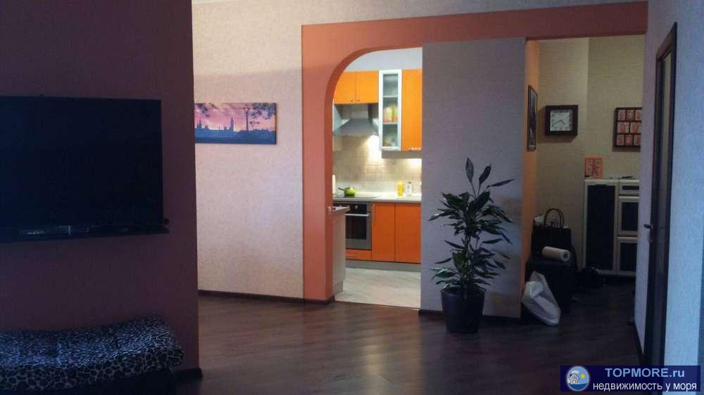  Продается в Центре 3-комнатная,  бизнес-класса в ЖК ''Первомайский'' общей площадью 156 м2 .  Состоит из двух...