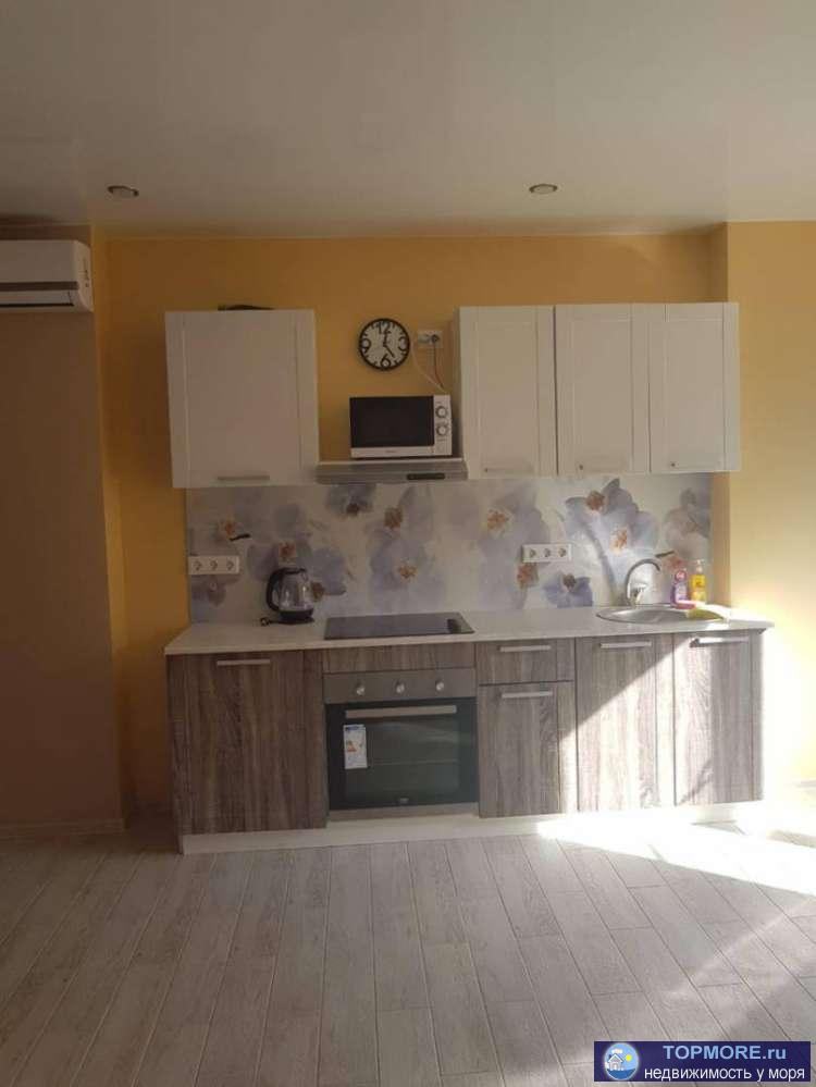 Очень светлая квартира в центре Сочи, район Светлана. Все коммуникации центральные, удобное место положение. 2... - 1