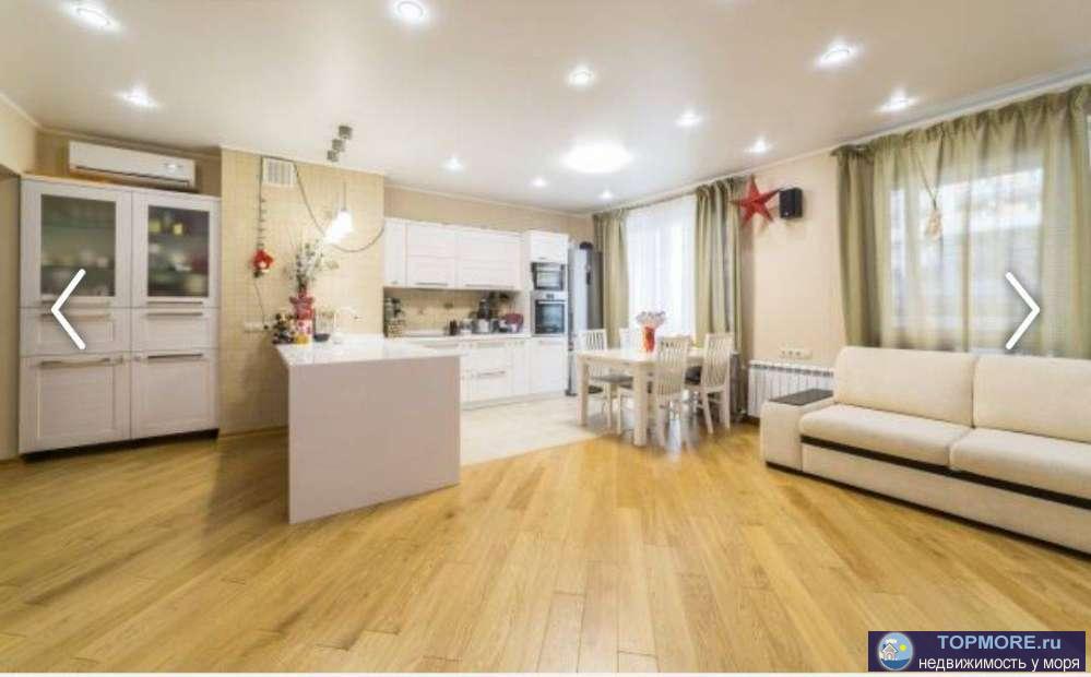 Продается просторная, светлая, самая красивая квартира в центре Адлера, у самого Черного, синего моря! Огромная... - 2