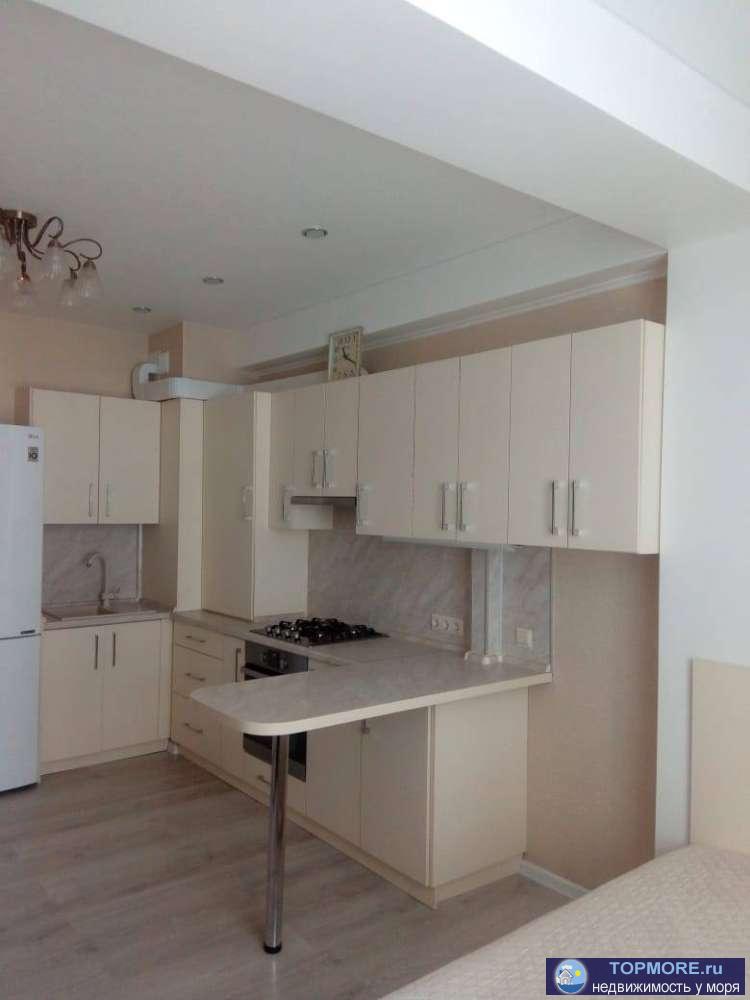 Продаю студию с хорошим ремонтом в центре Сочи и видом на море.  В квартире  остается вся мебель и техника.... - 1