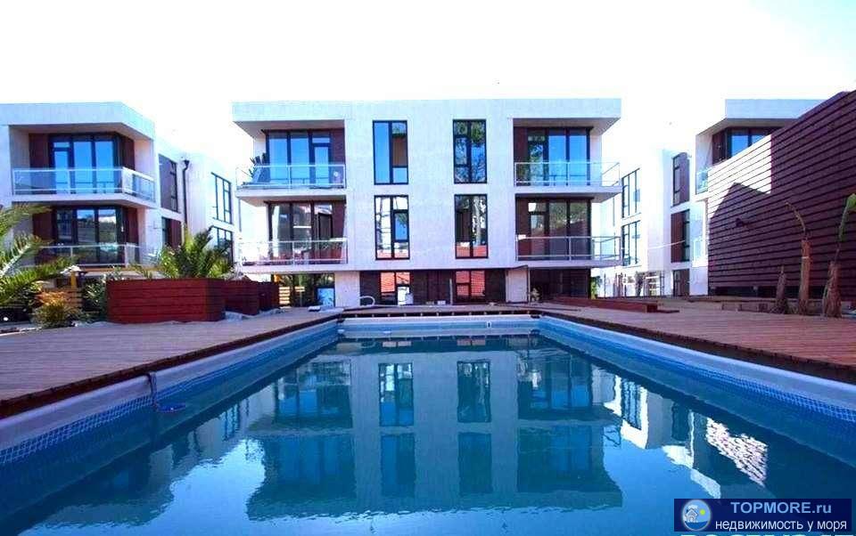 Продаю квартиру в закрытом комплексе в живописном районе! Студия с дизайнерским ремонтом, с мебелью и техникой.... - 2