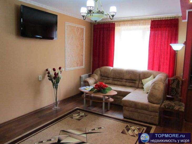 Продается квартиар в 1 2 3 корпус вид на Макаренко,все вопросы по телефону.цена ниже Застройщика...продажа СРОЧНО!!!