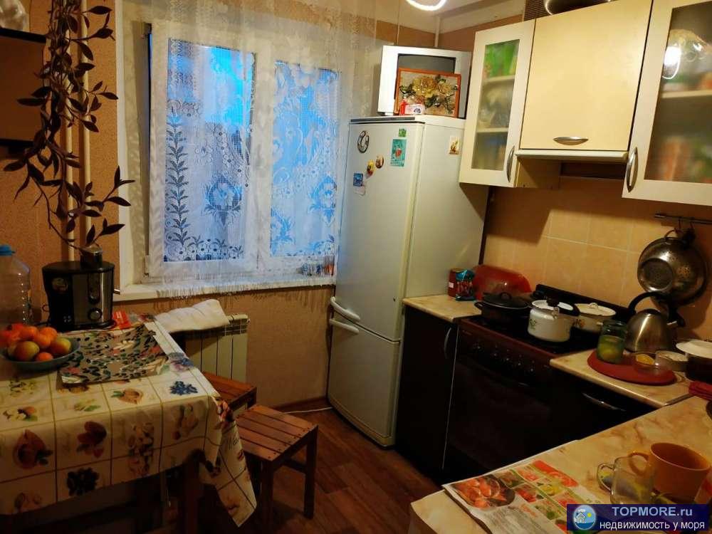 Продается 2-х комнатная квартира по цене однокомнатной в центре пос.Лазаревское на центральной улице Павлова (не... - 2