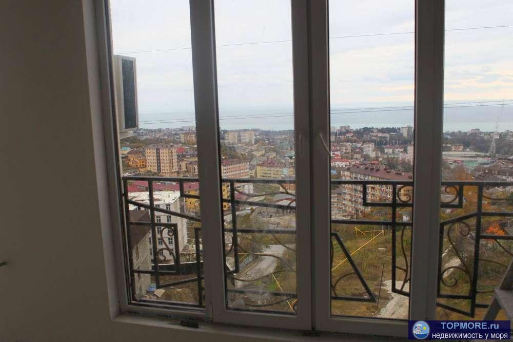 Дом сдан, люди проживают. Панорамный вид на море. Остановка автобуса в 2 мин ходьбы. - 1