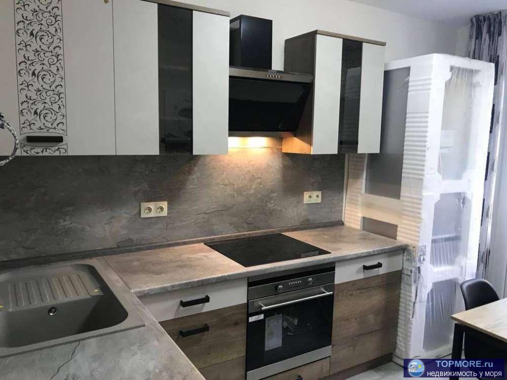 Отличная двухкомнатная квартира с живописным видом с девятого этажа. Огромный коридор, просторные комнаты,... - 1