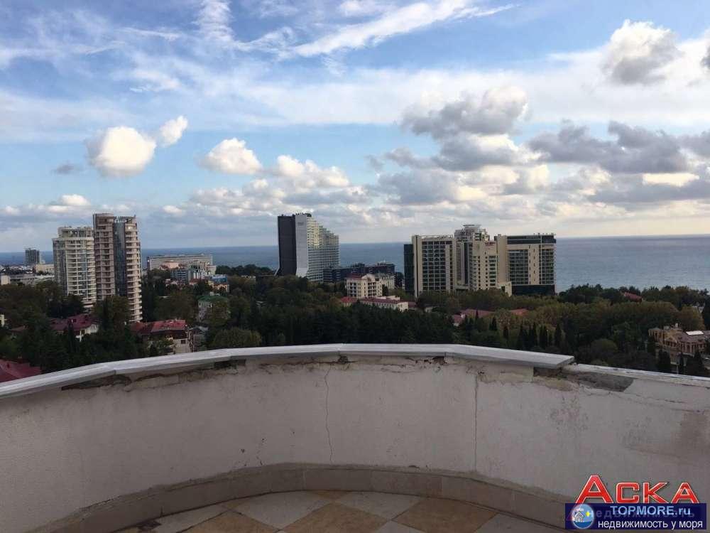 Пентхаус с видом на море в центре в доме бизнес-класса - 1