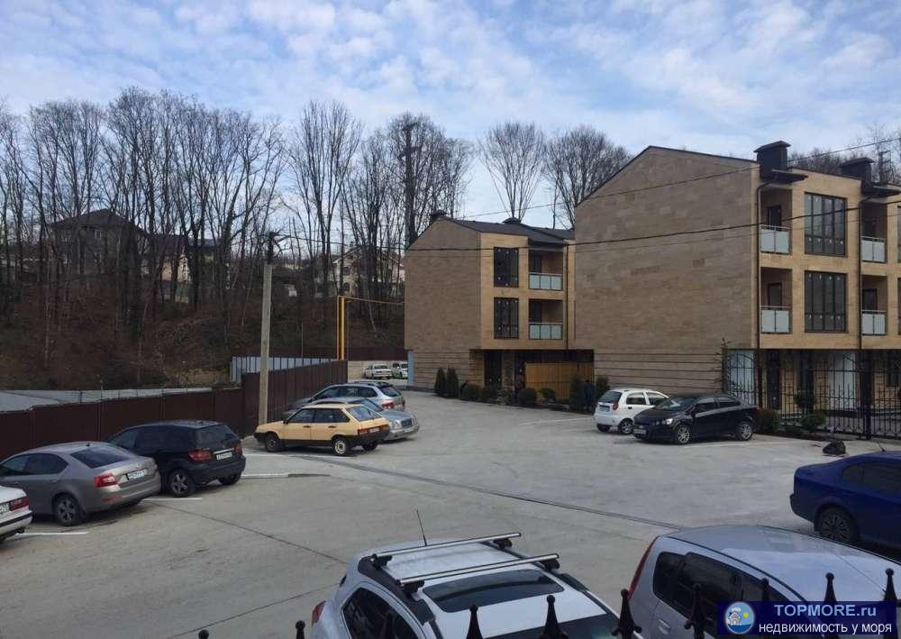 Ищите квартиру в доме ''Бизнес'' класса? Да, это именно она! В доме есть консьерж , лифт, видио наблюдение, большая... - 1