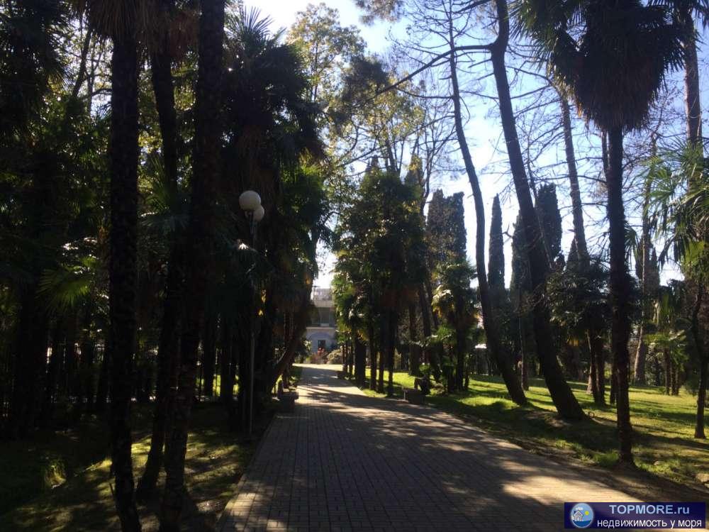 Продаю квартиру с ремонтом, мебелью и техникой! Элитный дом в самом центре Сочи! Рядом парки, школа, детские сады,...