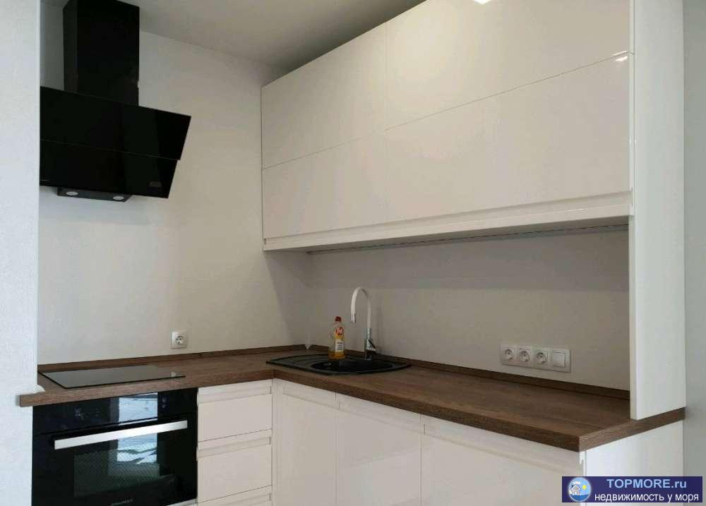 Шикарная квартира с видом на море, в ЖК Бизнес-класса в самом центре Сочи. - 2