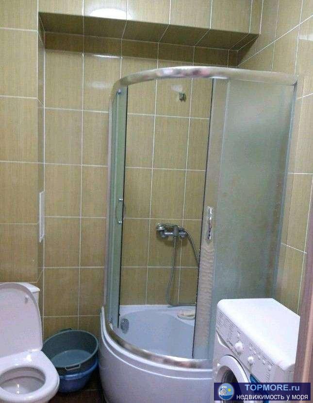 Продаю полноценую однакомнатную квартиру в новом доме с хорошим новым ремонтом. - 1