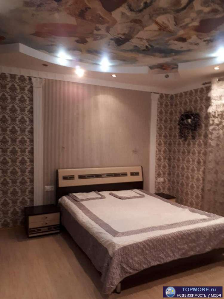 Продам 2 комнатную вартиру на Вишневой ,район Макаренко , 70кв , 1/5 этаж,с хорошим ремонтом и мебелью , ремонт новый...