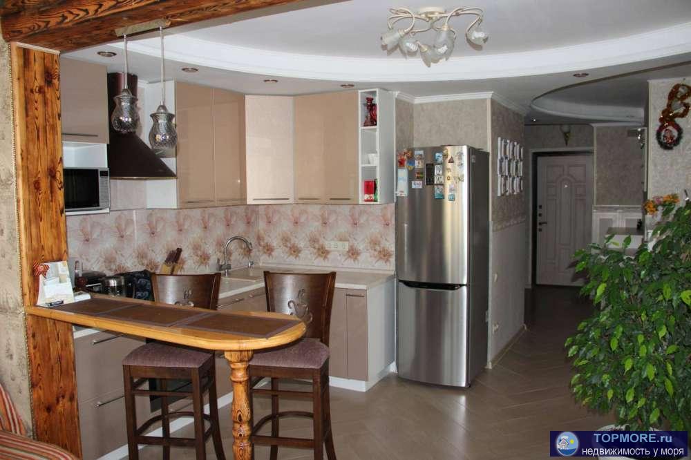 Продам квартиру с дизайнерским ремонтом в доме бизнес класса, расположенный в центре города - курорта Сочи. Ремонт в...