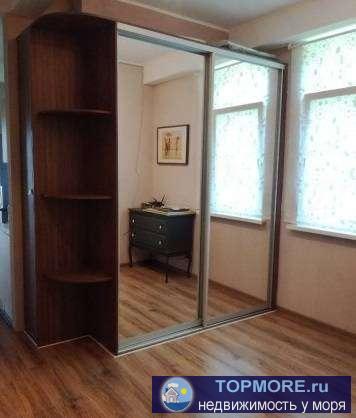 Продается 2х комнатная квартира, 76 м2, 6/9 этаж. Дом с лифтом, витражные окна с видом на море, статус квартра,... - 1
