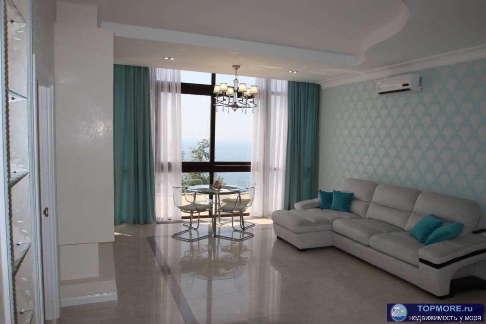 Квартира с панорамным видом, дизайнерским ремонтом и мебелью! В резиденции расположенной в современном загородном... - 2