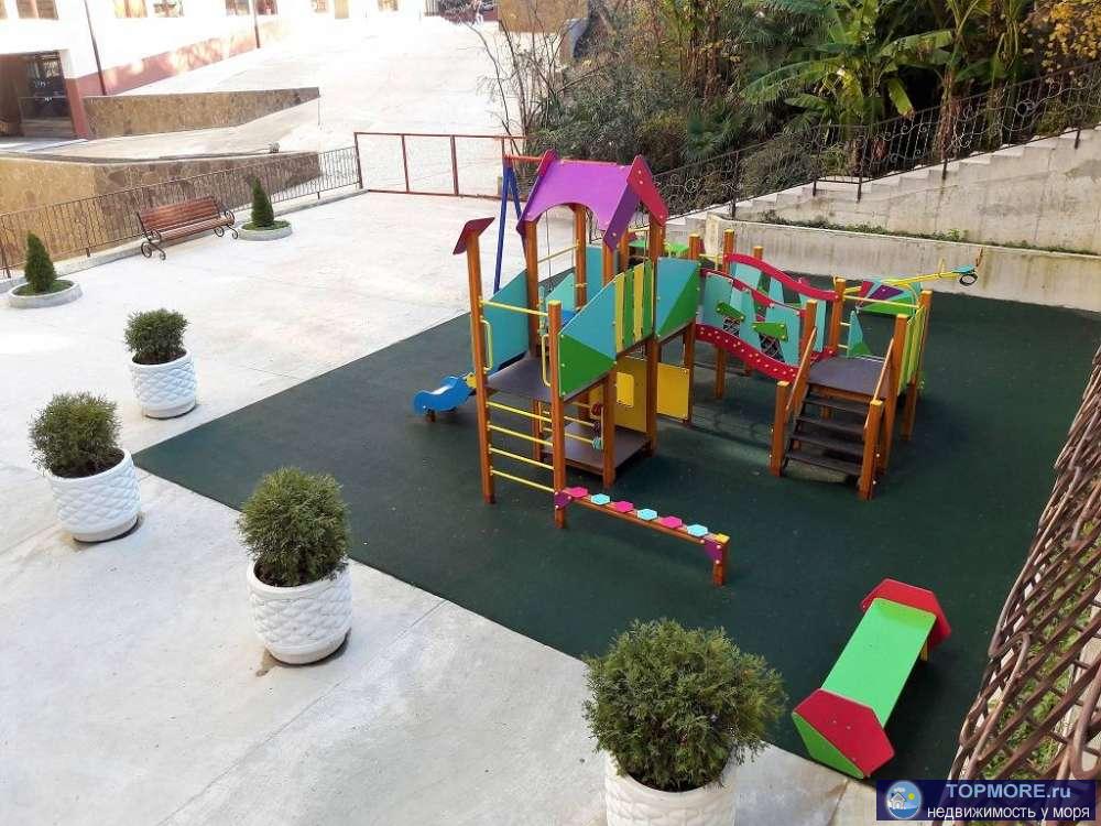 Квартира в новом доме комфорт-класса. Собственная управляющая компания. До моря можно дойти пешком за 10-15 минут.... - 1