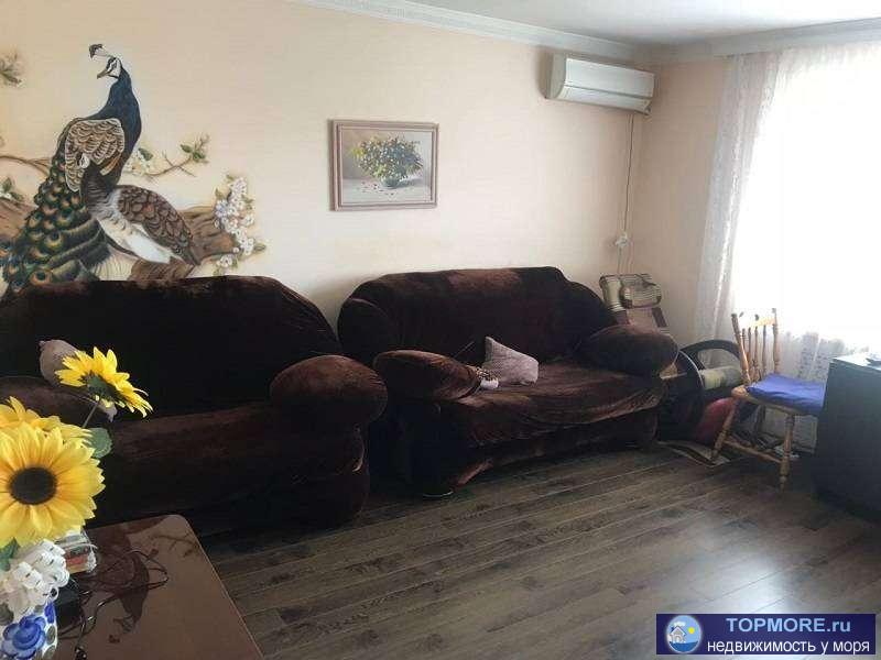 Прекрасная двухуровневая квартира в самом центре Дагомыса, с отличным ремонтом и хорошей мебелью. В квартире 2... - 2