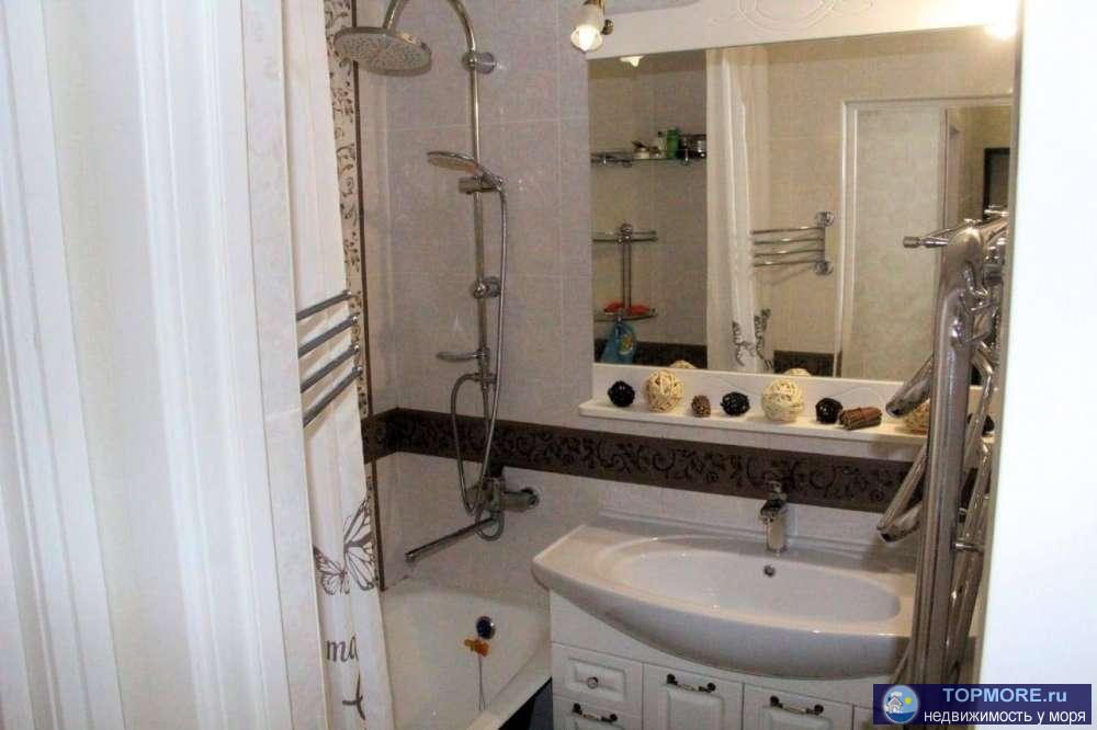 Продаю 3-х комнатную квартиру площадью 76 кв. м на 3 этаже 5-этажного кирпичного дома. Очень хороший ремонт....