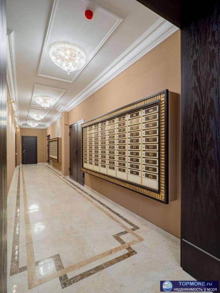 Продается квартира в самом центре города. В доме двухуровневая подземная парковка. На территории детская игровая...