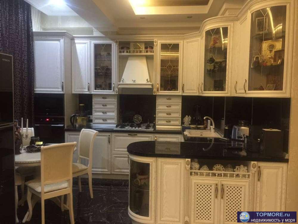 Продается квартира с видом на море. Авторский ремонт, Итальянская мебель. новая современная техника. Балкон...