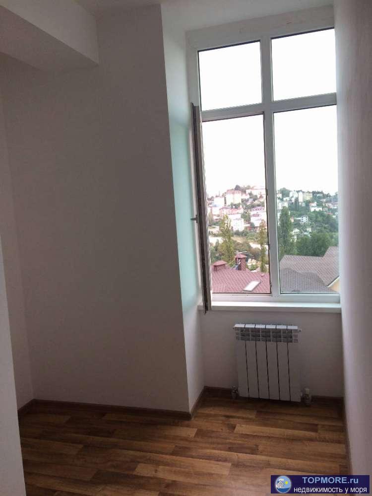 Продаю 2-х комнатную квартиру с ремонтом. Рядом с домом детский сад и школа.  - 1