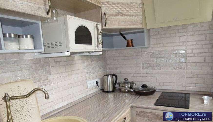 Продаю 1 комнатную квартиру на 2 этаже 4 этажного дома Сделан хороший ремонт,коммуникации центральные, Рядом...