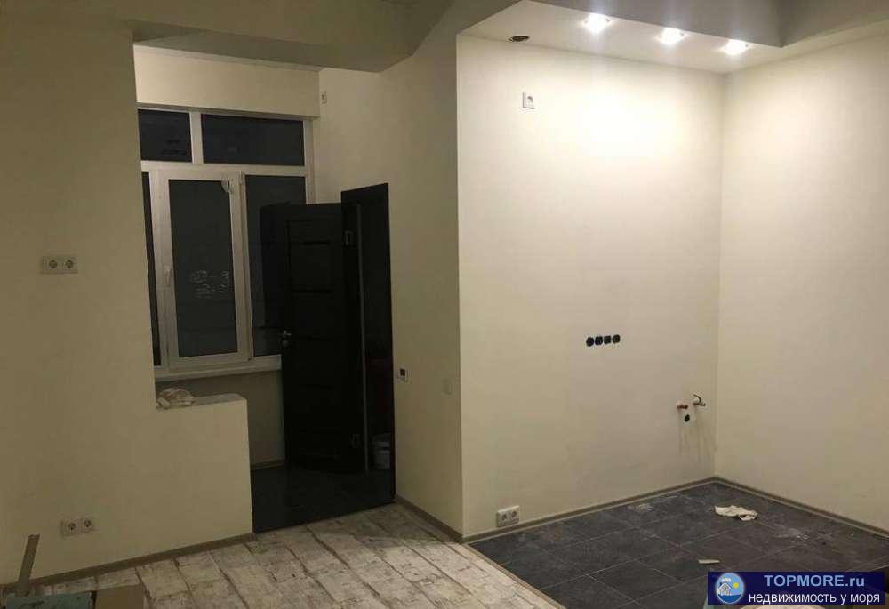 Продаю квартиру-студию с ремонтом. В квартире теплый пол. Новая кухня.Стиральная машина.Лицевые счета разделены....