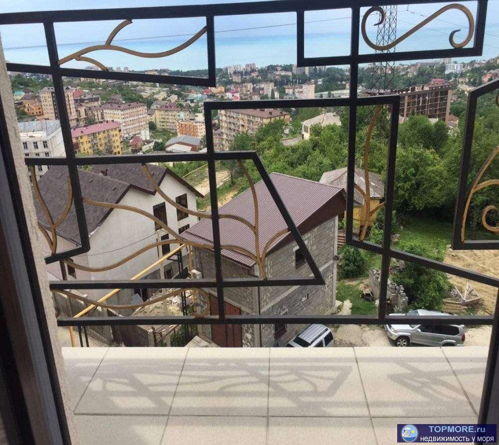 Продаю квартиру у моря! До моря 600 метров по ровной местности! Рядом кафе, магазины, пляжи! Срочно! Выгодно! - 1