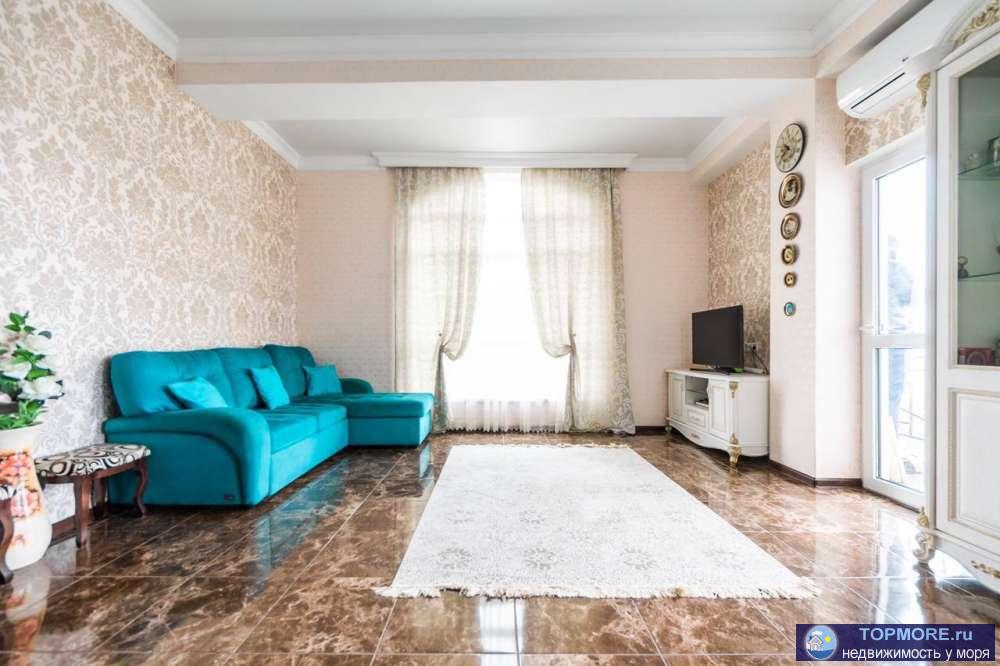 Квартира в одном из лучших районов Мамайка. Дизайнерский ремонт, дорогая мебель, техника. Прямой вид на море, с...