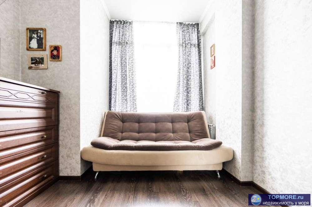 Квартира в одном из лучших районов Мамайка. Дизайнерский ремонт, дорогая мебель, техника. Прямой вид на море, с... - 2