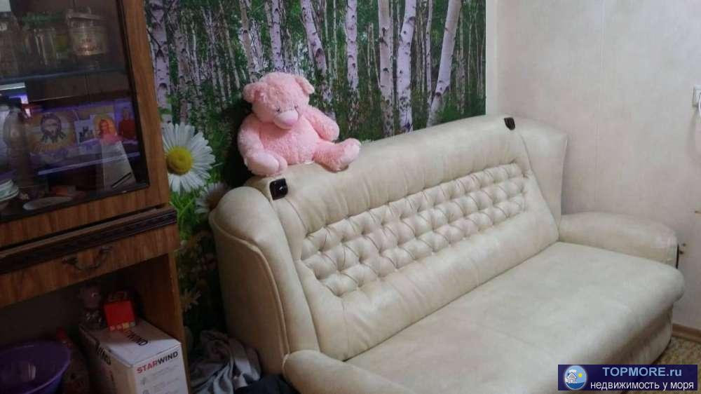 Внимание! Малосемейка с ремонтом. Выделенный санузел, есть балкон. Остановка 46 автобус. Подходит и для жилья и для...