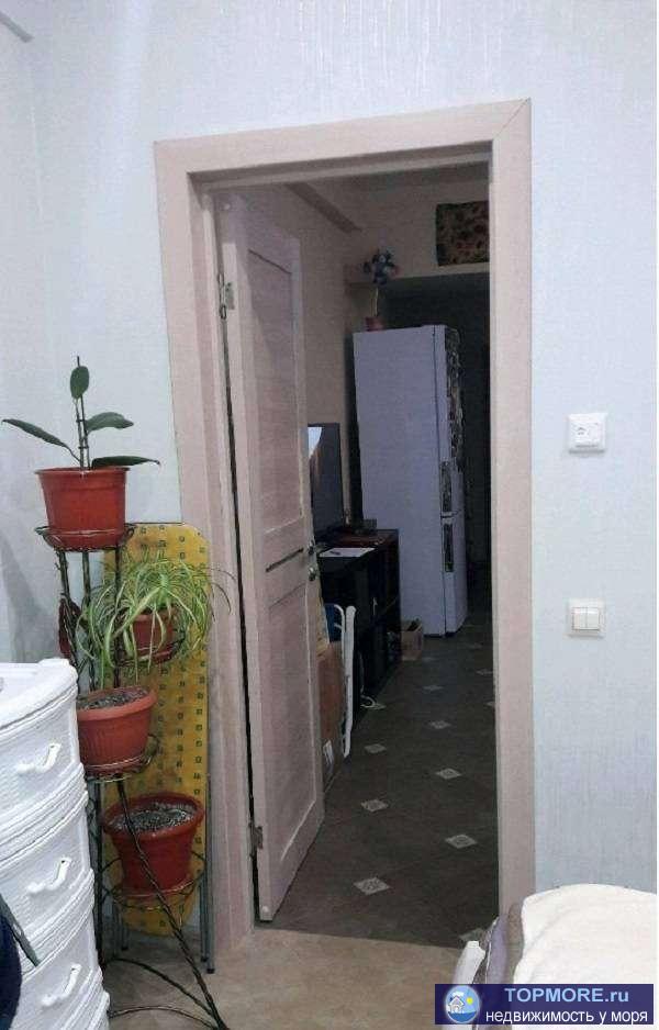 Продаю 1-комнатную квартиру площадью 31 кв. м на 3 этаже 10-этажного монолитного дома, статус квартира, с мебелью и... - 2