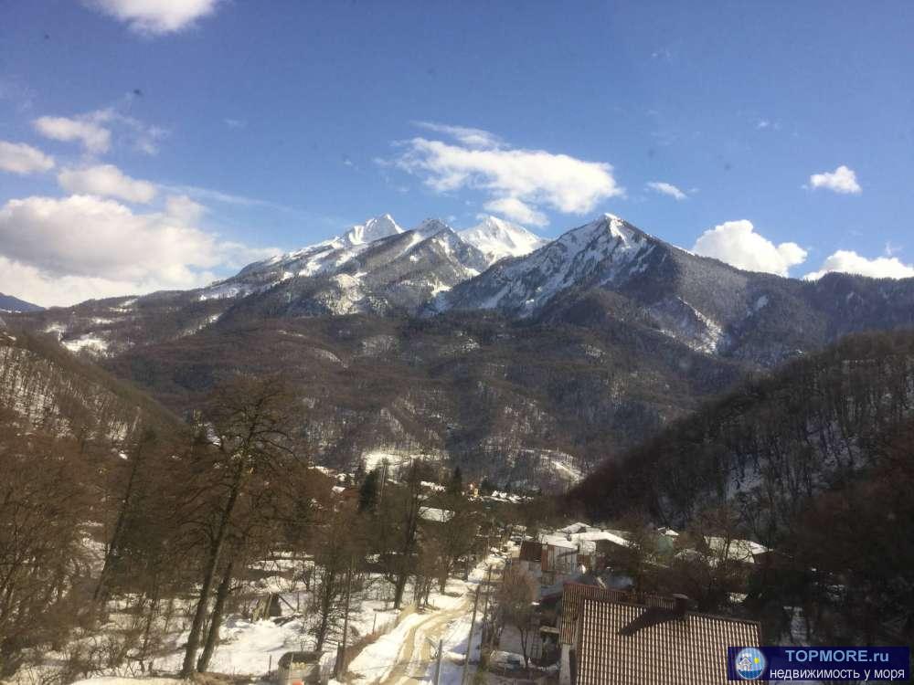 Квартира в доме бизнес-класса, дом выполнен в стиле Альпийское шале. Собственная огороженная придомовая территория,... - 2