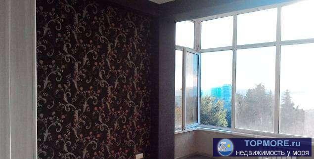 Восхитительная квартира ,в экологически чистом районе с панорамными окнами, просторной террасой и потрясающим видом...