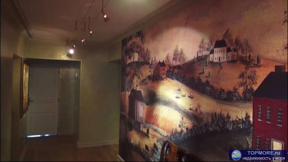 Срочная продажа!Квартира общей площадью 188 квадратных метров. Выполнен дизайнерский ремонт, качественная мебель,... - 2