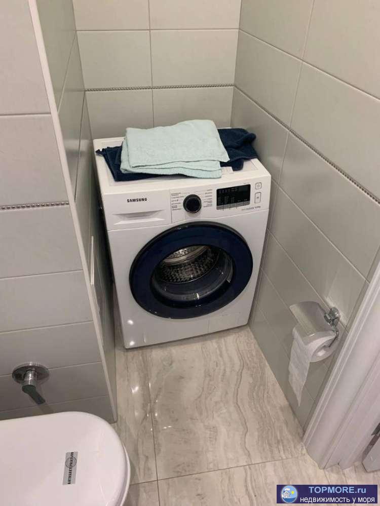 Просторная квартиру с новым ремонтом в самом центре Сочи. Морской порт через дорогу. Две спальни, кухня гостиная. В... - 1