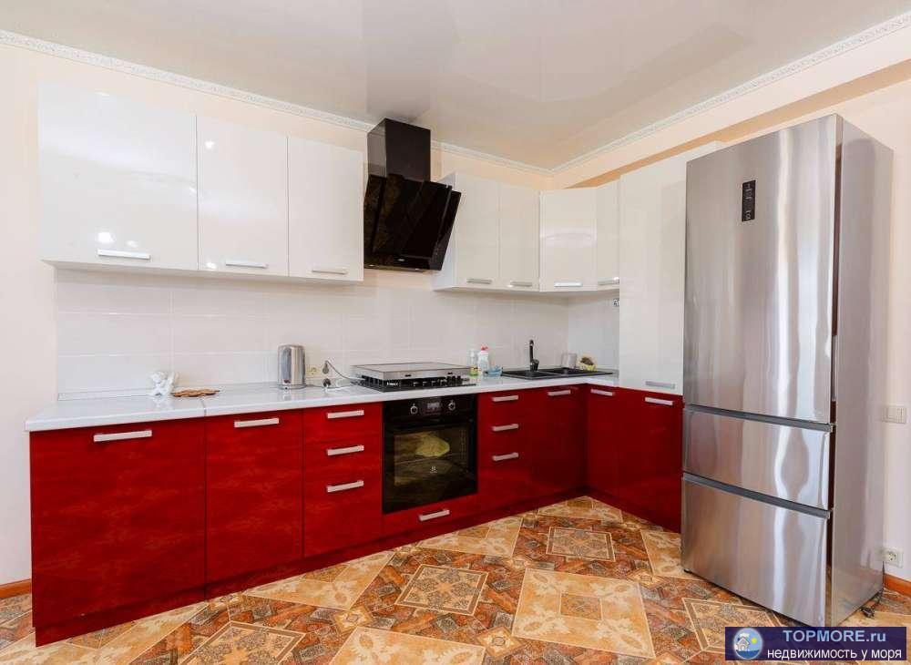 Продаю квартиру в доме бизнес класса с подземной парковкой,бесшумный лифт,введен в эксплуатацию,теплый,с хорошей... - 2