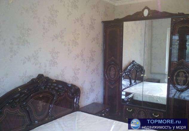 Развитый спальный район, примыкающий к центру. Есть садики, школы. Также есть магазины, супермаркеты. До моря -...