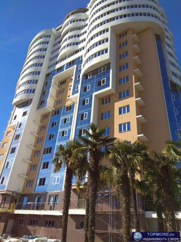 Продается 3х комнатная от инвестора. В доме бизнес-класса, полностью монолитный. Дом построен , давно живут, строился...