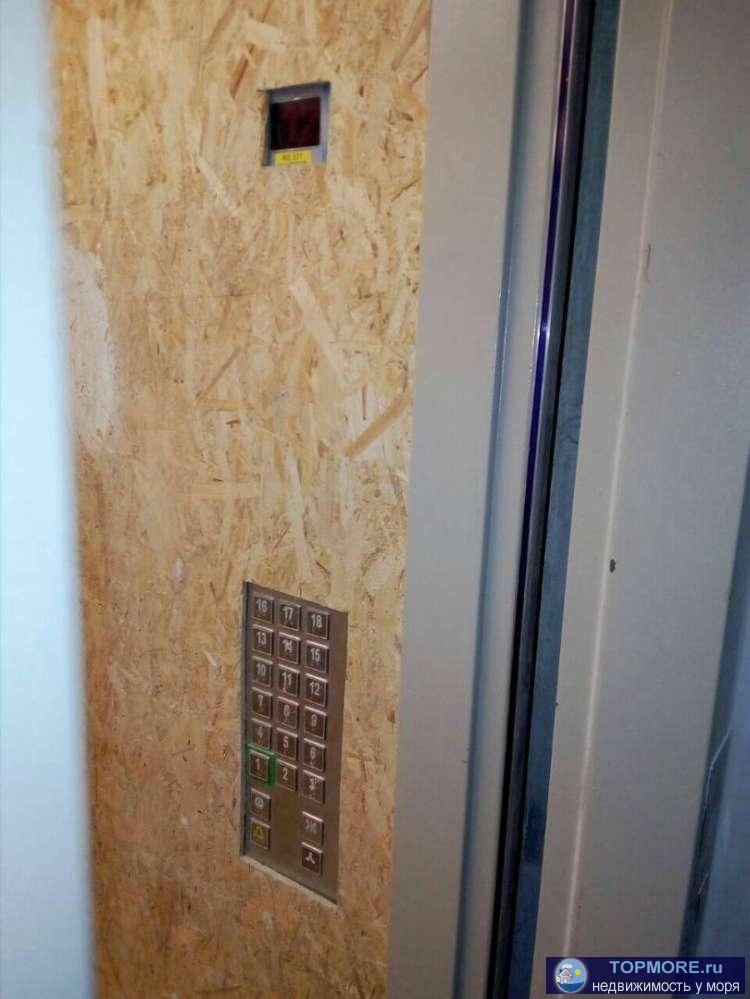 Продается 3х комнатная от инвестора. В доме бизнес-класса, полностью монолитный. Дом построен , давно живут, строился... - 1