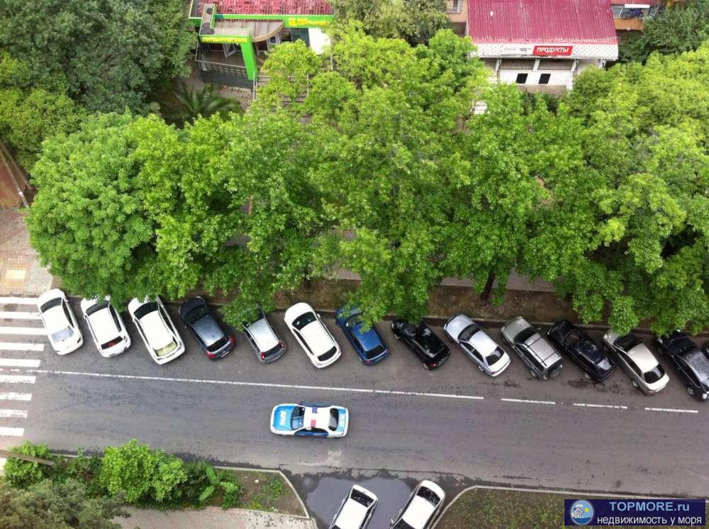 Чудесная светлая квартира с панорамными окнами. Вид на море и город. Планируется в спальню, кухню-гостиную и...