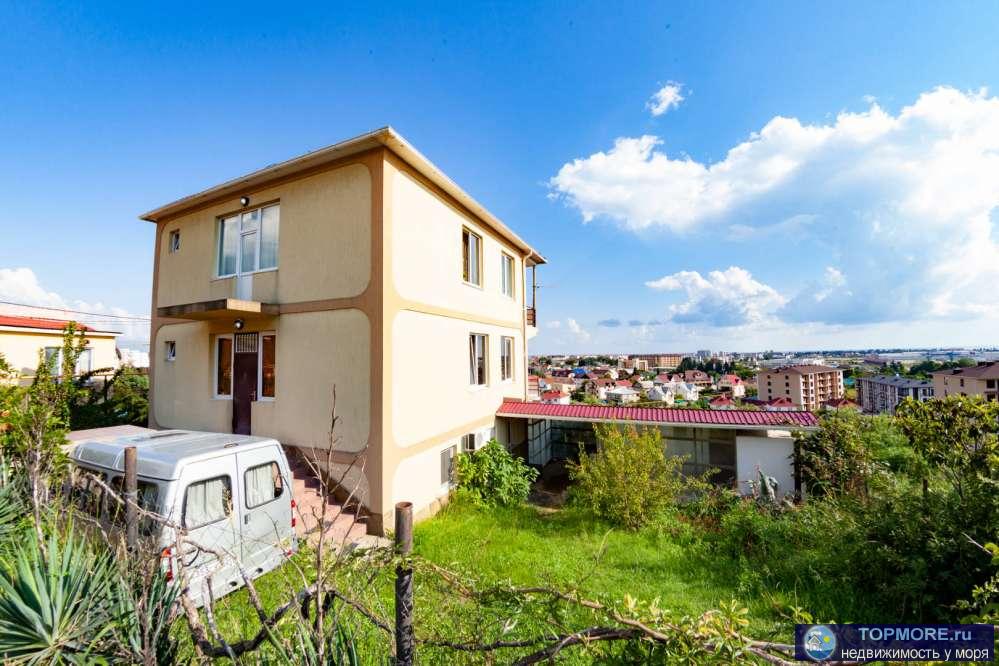 Продажа / Дома и коттеджи, Сочи, Школьная улица, 15 000 000 р. Продажа двухэтажного дома с панорамным видом на город, море и Олимпийские объекты. Дом распланирован в 5 спален, на... - 1