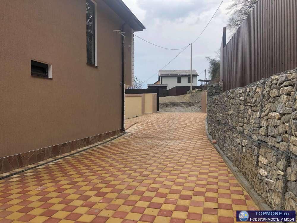 Площадь 138,4 м2, участок 3,5 сотки. Статус жилой дом, свет центральный, Вода Скважина, канализация ЛОС, газ... - 2