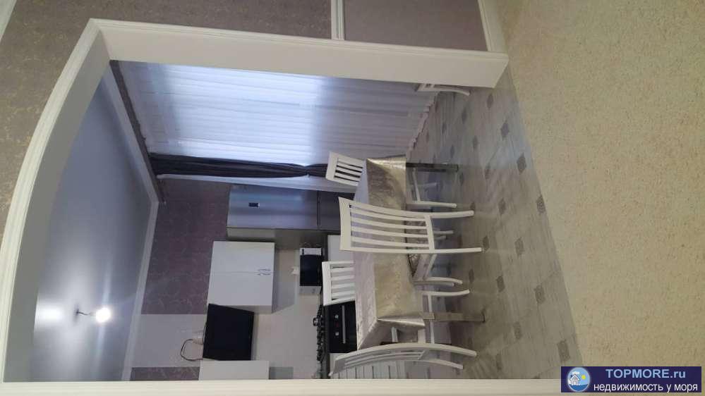 Продам просторный дом с хорошим ремонтом в районе Донской - ст прогресс-1. Общая площадь 210 кв.м., 2 балкона,...