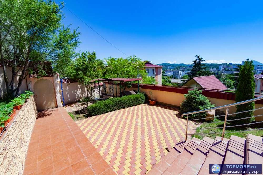 К продаже представлен шикарный трехэтажный дом в центре Сочи. Прекрасная функциональная планировка и ремонт премиум... - 2