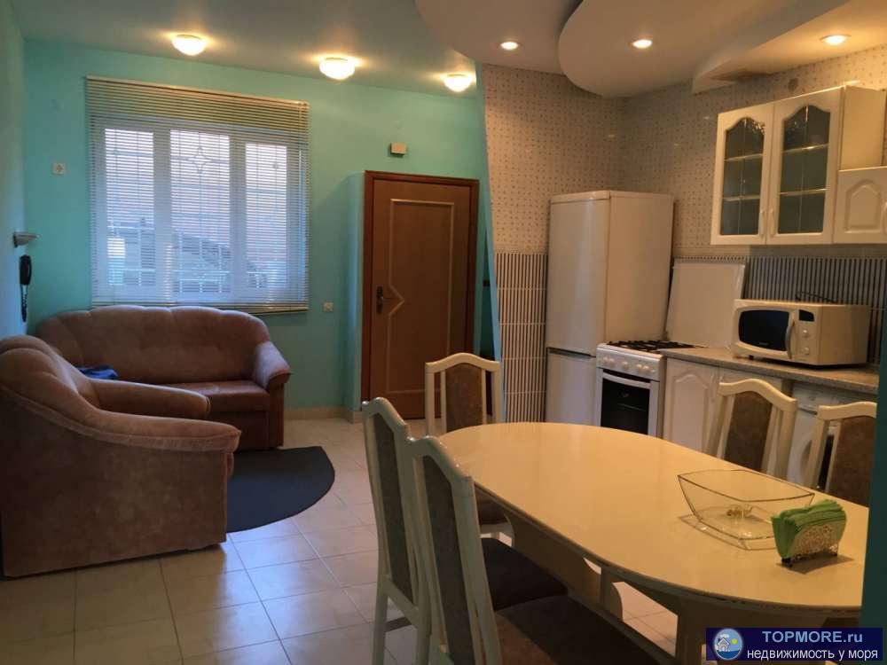 Внимание !! Дом у самого синего Черного моря. Трех этажный жилой эллинг с ремонтом !!! Собственная большая террасса,... - 1