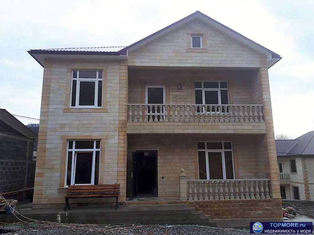 Продаю замечательный  дом в Сочи для желающих жить в тишине. Прекрасная, ухоженная территория, бассейн, детская...