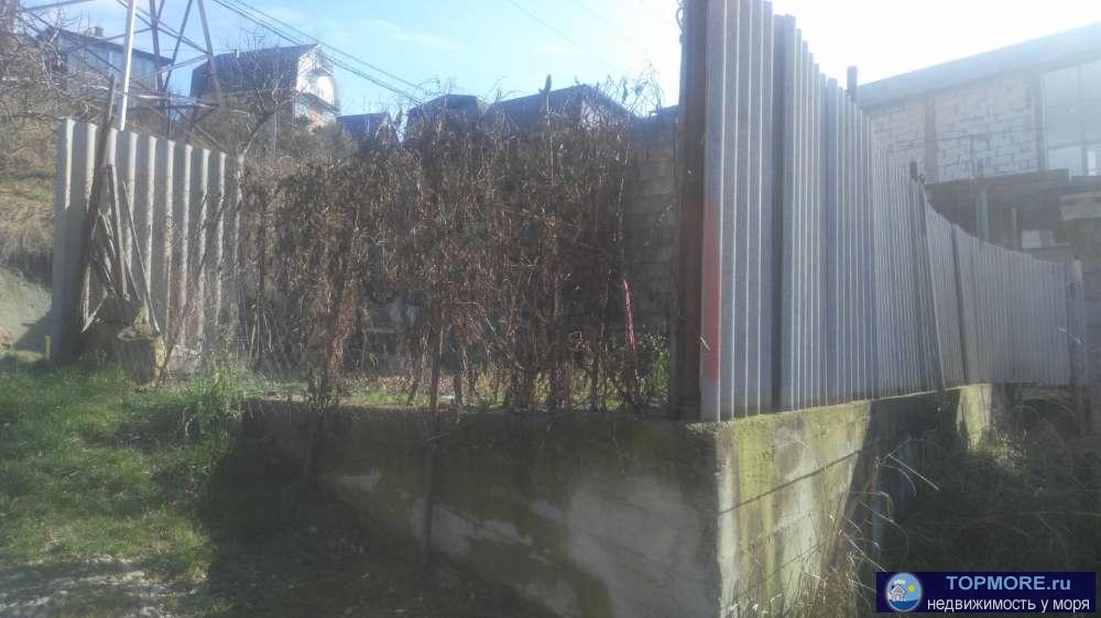  с шикарным видом на море 2 дома на участке  в даный момент без ремонта, но жилой в данный момент сдается временно!... - 1