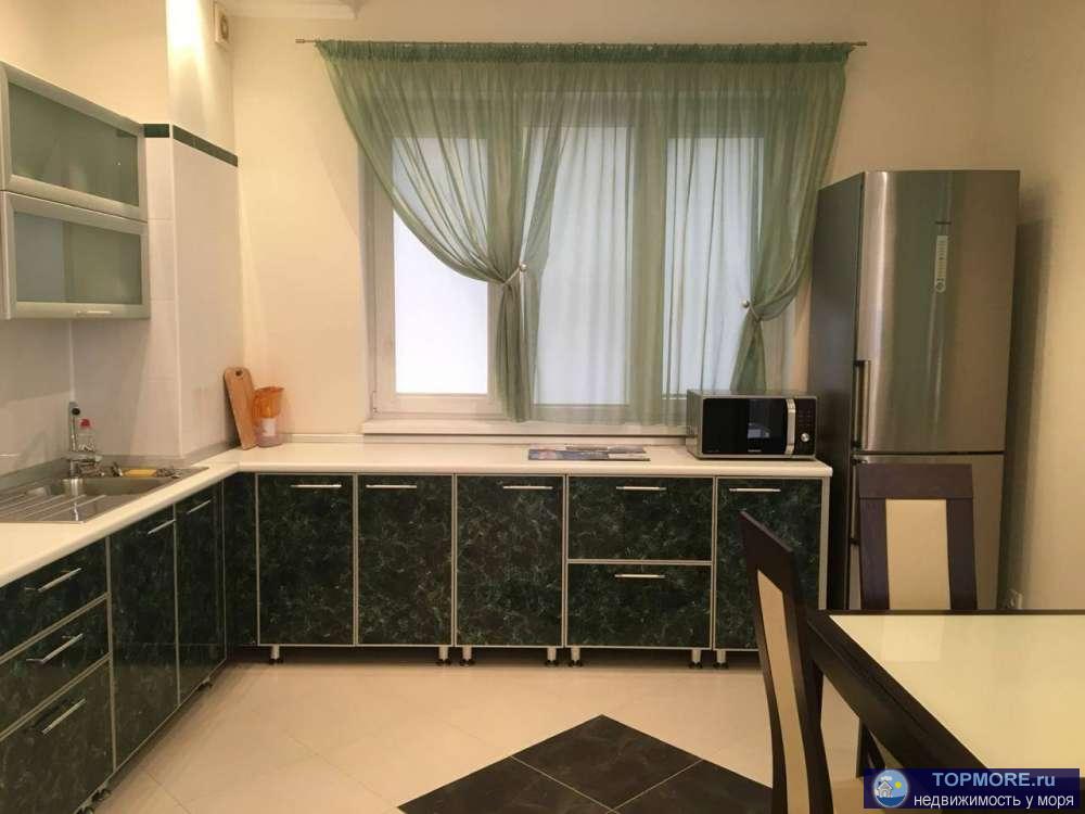 Продается дом  3 этажа+цоколь и гараж. 7 отдельных спален, 3 санузла, кухня гостиная, терасса, бильярдная,...